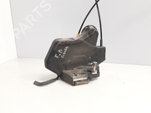 Rear right lock TOYOTA COROLLA (_E12_) 2.0 D-4D (CDE120R, CDE120L_) | BP16212264C99 