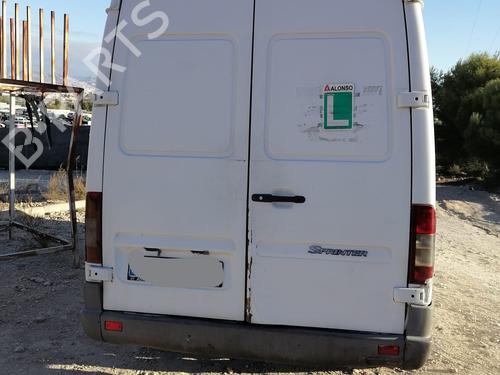 Oil radiator MERCEDES-BENZ SPRINTER 4-t Van (B904)  | BP14140295M33 
