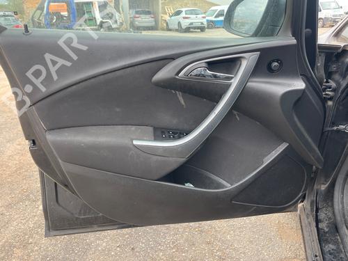 Forra frente esquerda OPEL ASTRA J (P10) [2009-2016]  31117904