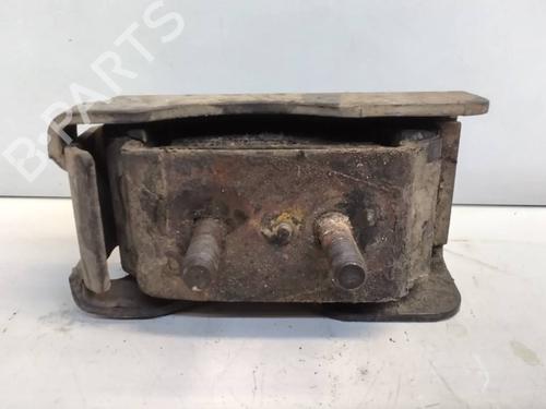 Used Engine mount Engine mount 39106879 39106879