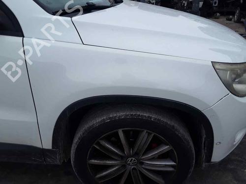 Used Right front fenders VW TIGUAN (5N_) [2007-2018]  32160958