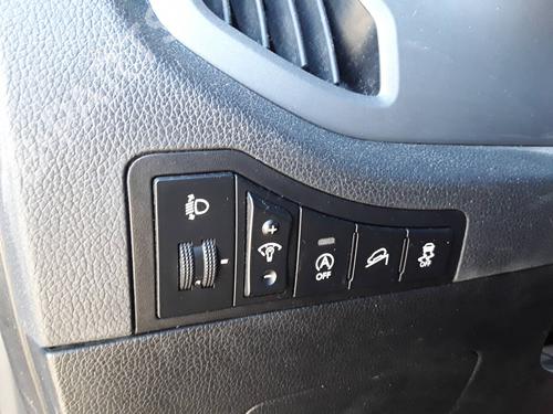 switch-kia-sportage-iii-sl-2009-2010-2011-2012-2013-2014-2015-2016-2017-34168578 main image