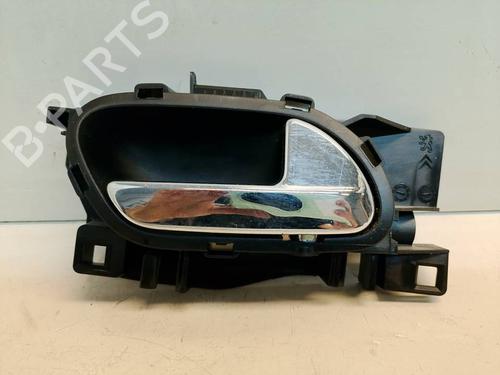Used Rear right interior door handle Rear right interior door handle PEUGEOT 5008 (0U_, 0E_) [2009-2017] 40160081 40160081
