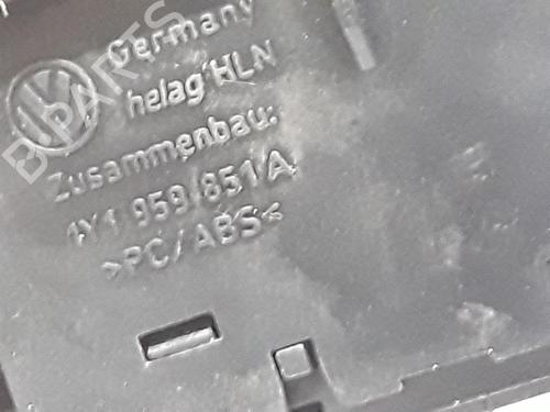 Right front window switch VW NEW BEETLE Convertible (1Y7) 1.6 | BP13876995I26