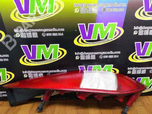 Used Left taillight FORD MONDEO III Turnier (BWY) [2000-2007]  7467123