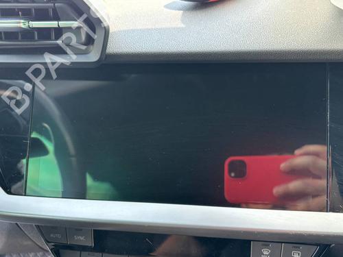 display-monitor-audi-a3-sportback-8ya-8yf-2019-38930740 main image