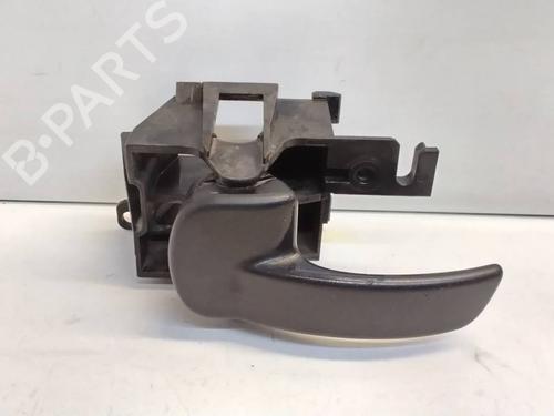 Used Front left interior door handle Front left interior door handle 39537832 39537832