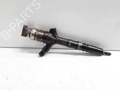 Used Injector TOYOTA COROLLA Verso (ZER_, ZZE12_, R1_) 2.0 D-4D (CUR10_, CUR10R) (116 hp) 31052810