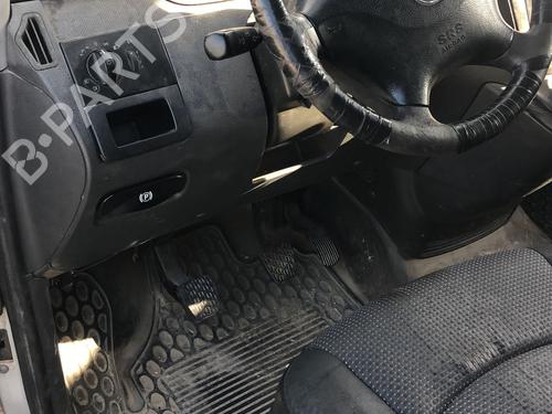 Warning switch MERCEDES-BENZ VITO Bus (W639) 109 CDI (639.701, 639.703, 639.705) | BP31906581I22