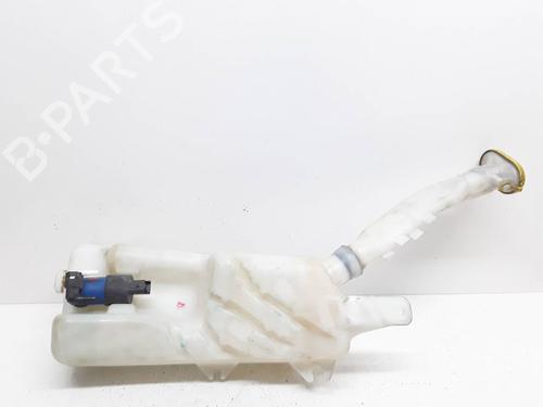 Windscreen washer tank RENAULT CLIO III (BR0/1, CR0/1) 1.2 16V (BR0R, BR1D, BR1L, CR0R) | BP11736112C113 