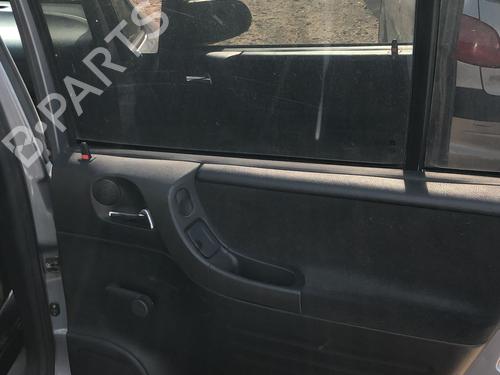 Right headlight OPEL ZAFIRA A MPV (T98) 2.0 DTI 16V (F75) | BP25928764C29