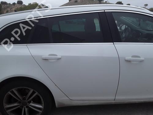 Dør høyre bak Dør høyre bak OPEL INSIGNIA A Sports Tourer (G09) 2.0 CDTI (35) (160 hp) 36476452 36476452
