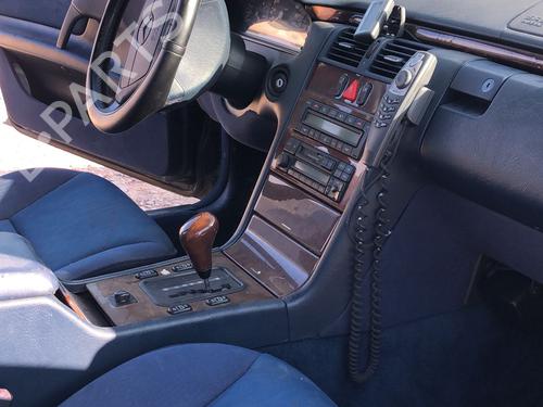 Elektronisk modul MERCEDES-BENZ E-CLASS (W210) E 300 D (210.020) | BP22210629M83 