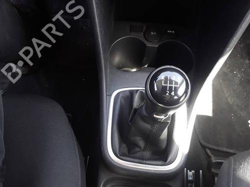 Used Gear lever VW POLO V (6R1, 6C1) [2009-2022]  12585185
