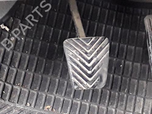 Used Break pedal HYUNDAI TRAJET (FO) 2.0 CRDi (113 hp) 13614265