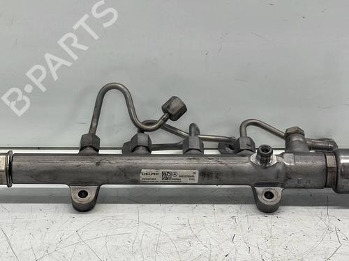 Used Injection rail Injection rail 39106982 39106982