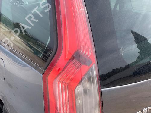 Used Left taillight CITROËN C4 Picasso I MPV (UD_) [2006-2015]  31118023