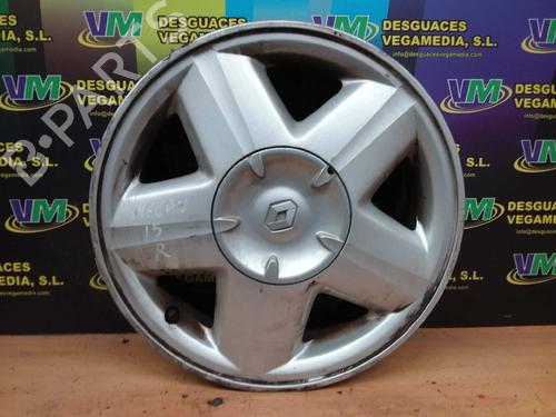 Używane Felga RENAULT MEGANE I Classic (LA0/1_) [1996-2008]  7563814