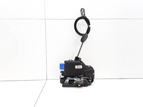 Used Front left lock VW GOLF PLUS V (5M1, 521) 1.6 FSI (115 hp) 13707886