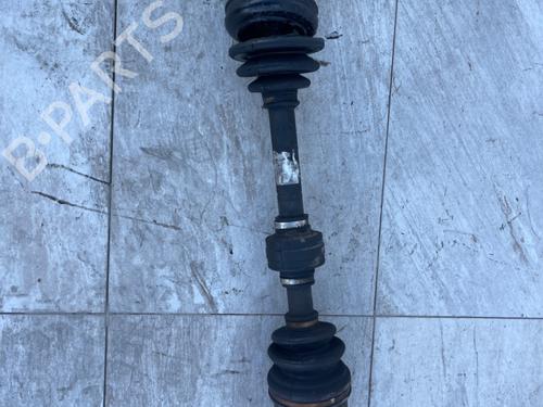 Used Left front driveshaft HYUNDAI ELANTRA III Saloon (XD) 1.6 (107 hp) 21866605