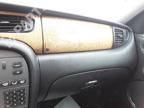 Used Passenger airbag Passenger airbag JAGUAR X-TYPE I (X400) 2.1 V6 (156 hp) 9588821 9588821