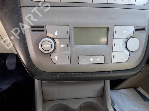 Used Climate control FIAT LINEA (323_, 110_) 1.3 D Multijet (323AXB11, 323AXB1A) (90 hp) 17830013