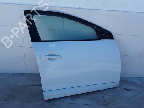 right-front-door-renault-megane-iii-hatchback-bz01_-b3_-2008-33832967 main image