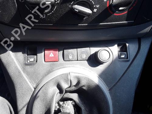 Used Warning switch PEUGEOT PARTNER Box Body/MPV 1.6 HDi 16V 4x4 (90 hp) 17201618