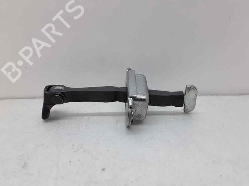 Used Right front suspension arm TOYOTA AURIS (_E18_) 1.8 Hybrid (ZWE186_, ZWE186R) (136 hp) 23434189