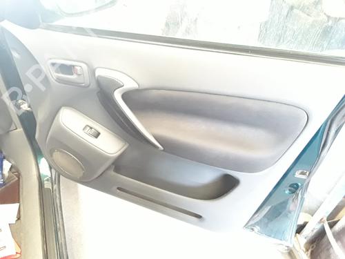 Forreste højre beklædning TOYOTA RAV 4 II (_A2_) 2.0 4WD (ACA21, ACA20) (150 hp) 13733284