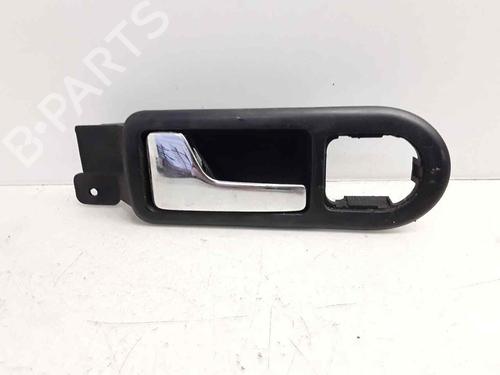 Used Front left interior door handle VW GOLF IV (1J1) 1.6 (100 hp) 19039157