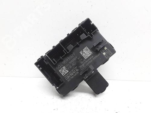 Used Electronic module VW GOLF VII (5G1, BQ1, BE1, BE2) 1.4 TSI MultiFuel (122 hp) 11601376