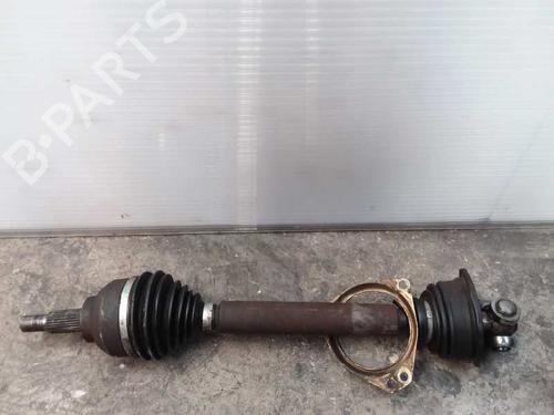 Used Left front driveshaft RENAULT LAGUNA II (BG0/1_) [2001-2007]  7472399