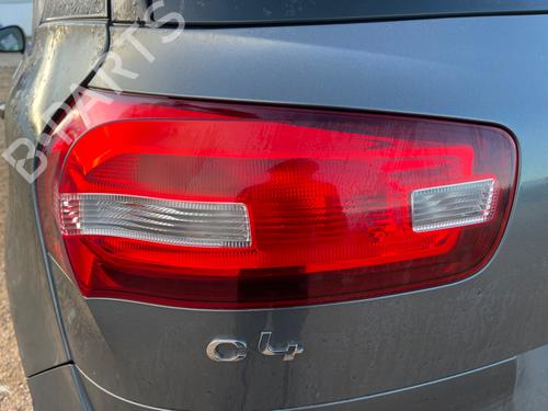Used Left taillight CITROËN C4 Picasso II [2013-2025]  22560591