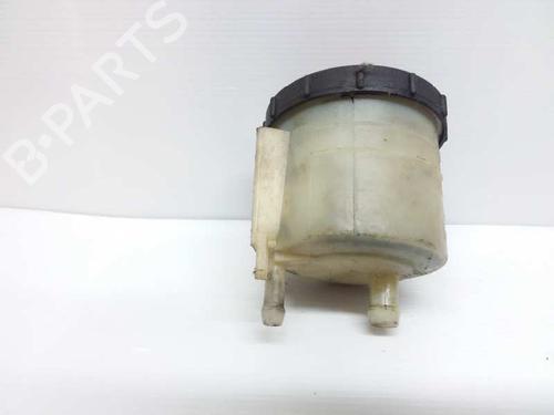 Réservoir de direction assistée VW TRANSPORTER T4 Bus (70B, 70C, 7DB, 7DK, 70J, 70K, 7DC, 7DJ) [1990-2004]  14141932
