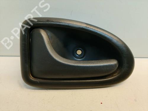 Used Front left interior door handle Front left interior door handle RENAULT TRAFIC II Platform/Chassis (EL) 1.9 dCi 100 (EL0C) (101 hp) 39960687 39960687