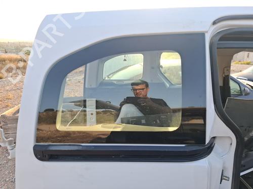 Used Rear right quarter glass Rear right quarter glass 37405519 37405519