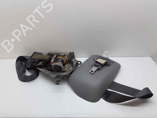 sikkerhedssele-bag-midten-toyota-rav-4-ii-_a2_-2000-2001-2002-2003-2004-2005-32328725 main image