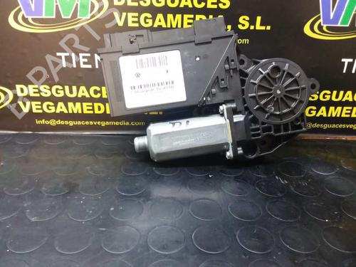 Left front window motor VW PHAETON (3D1, 3D2, 3D3, 3D4, 3D6, 3D7, 3D8, 3D9) 3.0 V6 TDI 4motion | BP7469551E21 