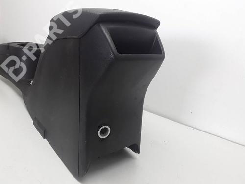 Used Armrest / Center console Armrest / Center console SEAT ALTEA (5P1) 1.9 TDI (105 hp) 11141088 11141088