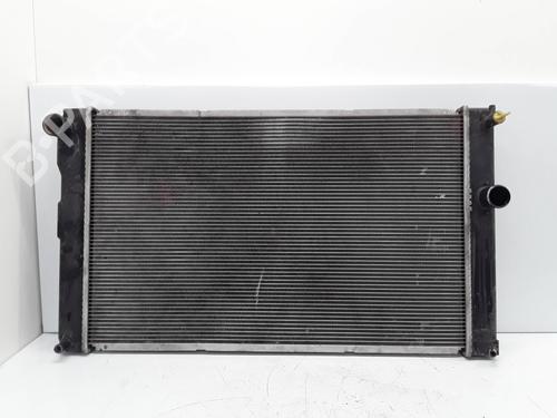 Used Water radiator Water radiator TOYOTA AURIS (_E18_) 1.8 Hybrid (ZWE186_, ZWE186R) (136 hp) 36673413 36673413