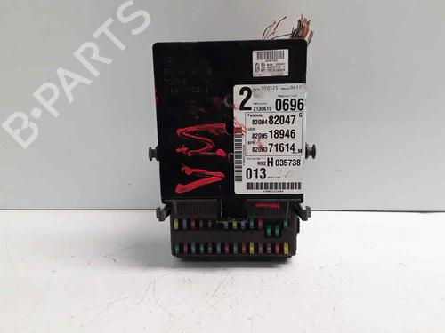 Used Fuse box RENAULT LAGUNA II (BG0/1_) [2001-2007]  31932654