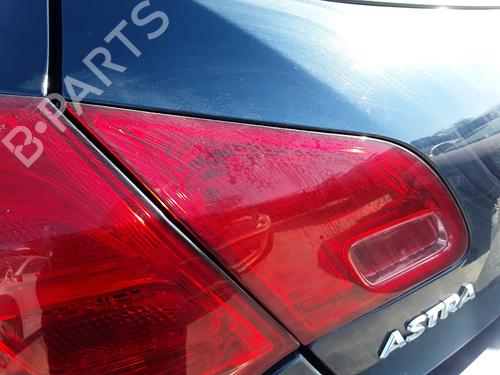 Used Left tailgate light OPEL ASTRA J (P10) [2009-2016]  7785801