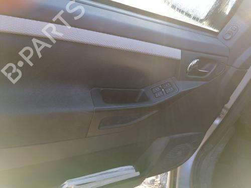Venstre baglygte OPEL MERIVA A MPV (X03) 1.7 CDTI (E75) | BP8150473C34 
