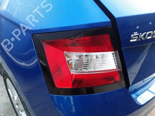 Used Left taillight SKODA FABIA III (NJ3) 1.0 (75 hp) 18510933