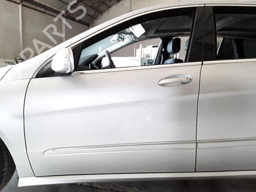 Used Left front door MERCEDES-BENZ R-CLASS (W251, V251) R 350 CDI 4-matic (251.022, 251.122) (224 hp) 10001835