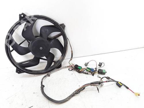 Ventilateur radiateur PEUGEOT 607 (9D, 9U) 2.7 HDi 24V 4827338 | B-Parts