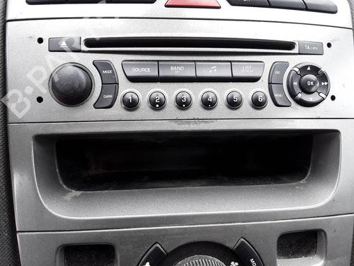 Used Radio PEUGEOT 308 SW I (4E_, 4H_) 1.6 HDi (92 hp) 10522150