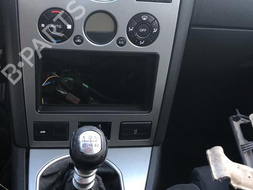 Injection rail FORD MONDEO III Saloon (B4Y) 2.0 16V TDDi / TDCi | BP31194560M98 