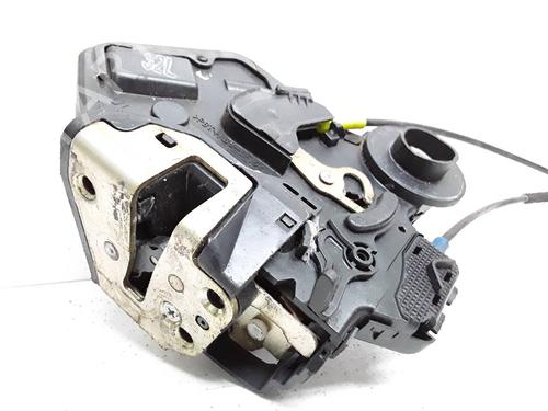 Rear left lock TOYOTA AVENSIS Saloon (_T25_) 1.8 VVT-i (ZZT251_, ZZT251R) | BP10749306C100 